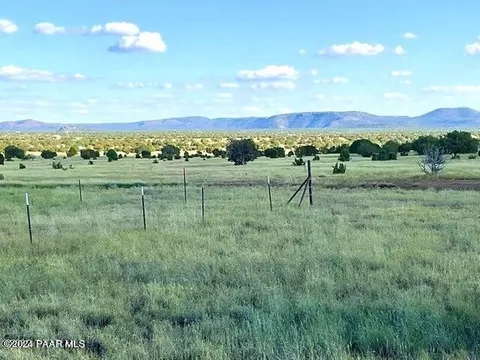 65 SE Rawhide Rnch # C, Ash Fork, AZ 86320 photo 3