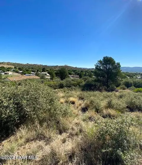 18356 S Reeves Rd, Peeples Valley, AZ 86332 photo 9