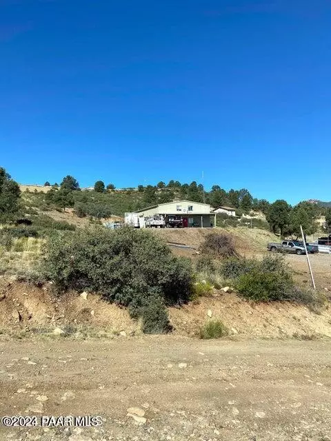 18356 S Reeves Rd, Peeples Valley, AZ 86332 photo 19