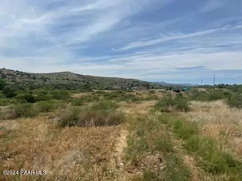 13084 S State Route 69, Mayer, AZ 86333