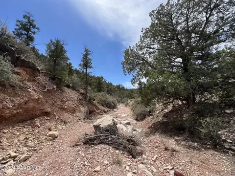 429 Wrong Way, Ash Fork, AZ 86320 photo 4