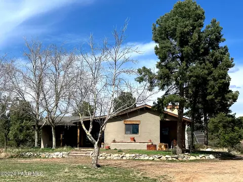 15255 S Middle Ridge Rd, Kirkland, AZ 86332