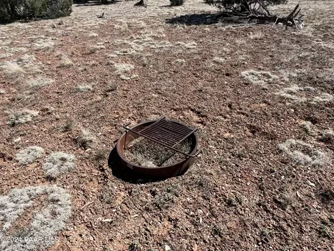 204 Abandoned Trl, Ash Fork, AZ 86320 photo 7