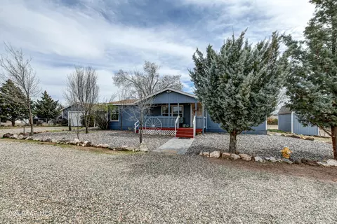 24315 N Los Angeles St, Paulden, AZ 86334