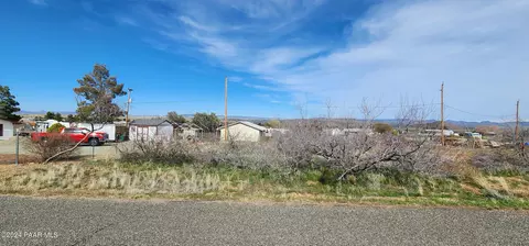 20238 E Ash Creek Rd, Mayer, AZ 86333