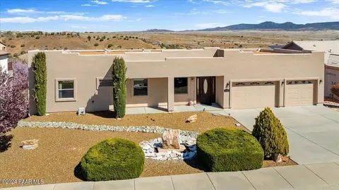 10426 E Old Black Canyon Hwy, Dewey-humboldt, AZ 86327