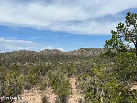 342 Indigenous Way, Ash Fork, AZ 86320 photo 5