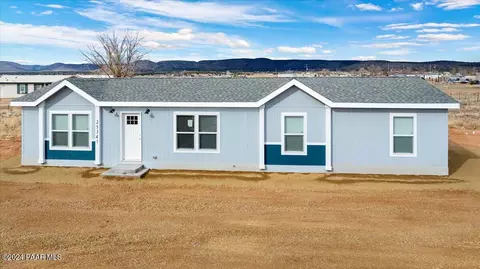 25341 N Mitchell Rd, Paulden, AZ 86334