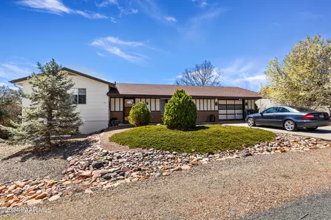 1048 Arrowhead Ln, Dewey, AZ 86327