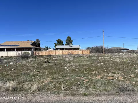 20194 E Lakeside Rd, Mayer, AZ 86333 photo 2