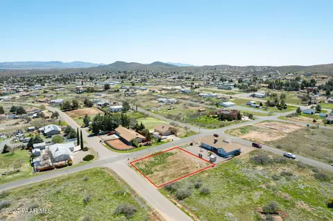 20167 E Sierra Dr, Mayer, AZ 86333