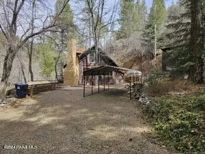 8325 S Breezy Pine Rd, Mayer, AZ 86333
