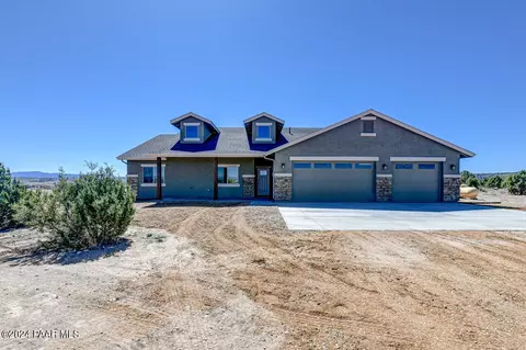 1355 W Shadow Ridge Rd, Paulden, AZ 86334