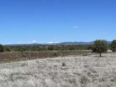 215 Gleed Station Rd, Ash Fork, AZ 86320 photo 2