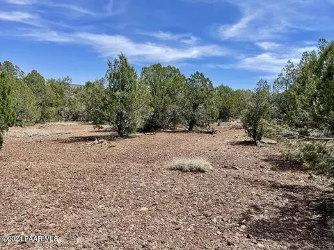 2084 Albert Way, Ash Fork, AZ 86320 photo 4