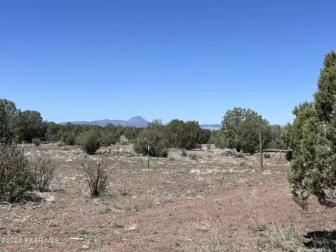 Exterior - 47 N Humble Ln, Ash Fork, AZ 86320 photo 2 of 5