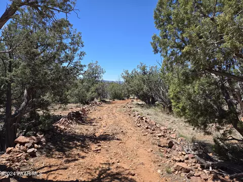 121 Acres Juniper Vis, Ash Fork, AZ 86320 photo 15