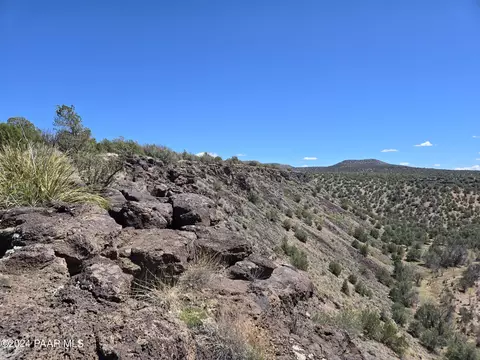 121 Acres Juniper Vis, Ash Fork, AZ 86320 photo 4
