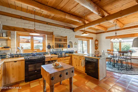 Kitchen - 14690 E State Route 169, Dewey-humboldt, AZ 86327 photo 3 of 4