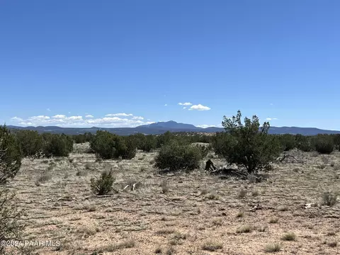 228 Flying Wrench Rd, Ash Fork, AZ 86320 photo 9
