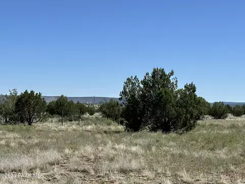 228 Flying Wrench Rd, Ash Fork, AZ 86320 photo 12