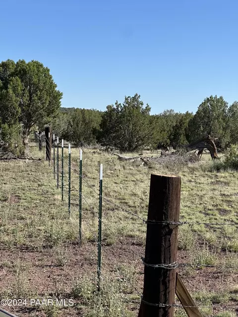 228 Flying Wrench Rd, Ash Fork, AZ 86320 photo 10