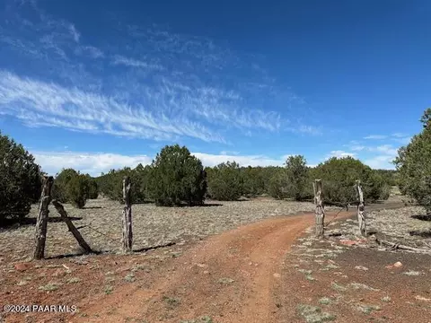 110 Rattlesnake # A, Ash Fork, AZ 86320