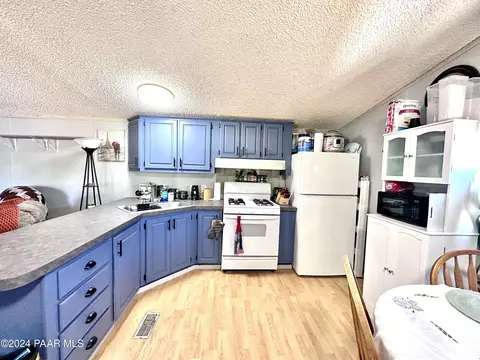 3854 Hillside Rd, Williams, AZ 86046 photo 6