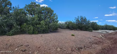 3345 W Gary Cir, Ash Fork, AZ 86320 photo 9