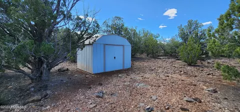 3345 W Gary Cir, Ash Fork, AZ 86320