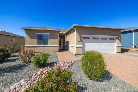 12960 E Acosta St, Dewey-humboldt, AZ 86327
