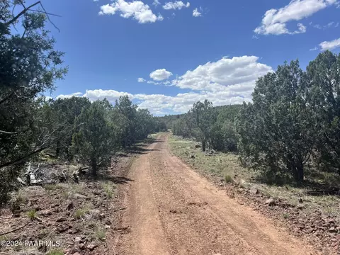 89 Als Way, Ash Fork, AZ 86320 photo 3