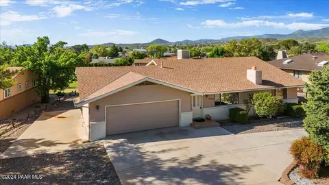 11205 E Manzanita Trl, Dewey, AZ 86327