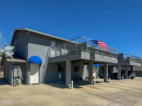 9560 E Lakeshore Dr, Prescott Valley, AZ 86314