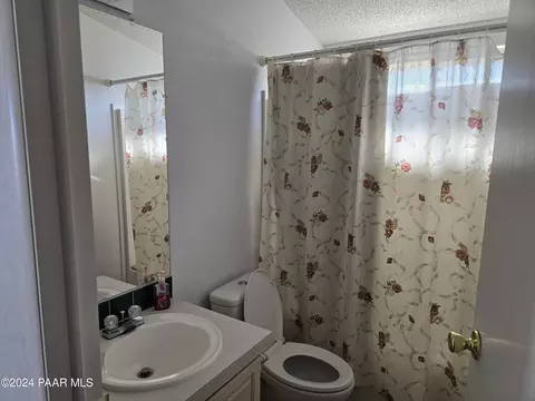 1496 W Picacho Dr, Ash Fork, AZ 86320 photo 7