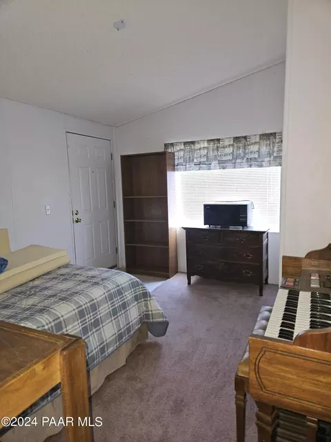 1496 W Picacho Dr, Ash Fork, AZ 86320 photo 13