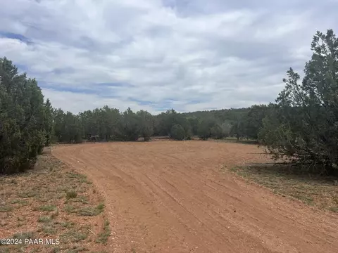 68 Camp Rd # B, Ash Fork, AZ 86320 photo 5