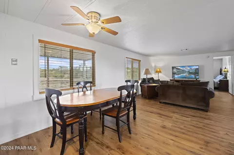 17249 E Trails End Rd, Mayer, AZ 86333 photo 13