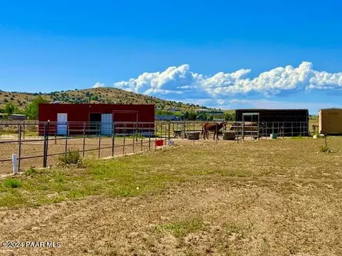 945 E Latigo Ct, Paulden, AZ 86334 photo 28