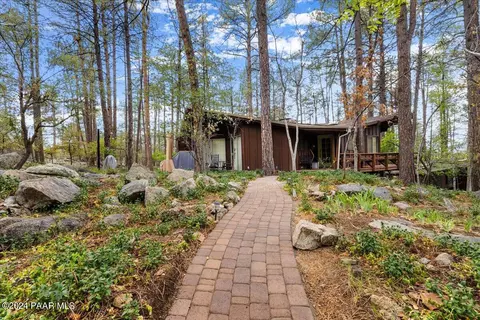 3682 S Estate Dr, Prescott, AZ 86303