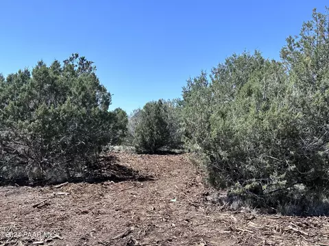 137 W Lee Dr, Ash Fork, AZ 86320 photo 6