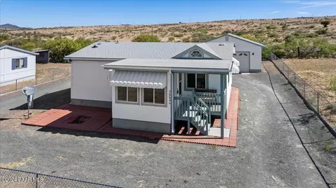 20644 E Cactus Wren Dr, Mayer, AZ 86333