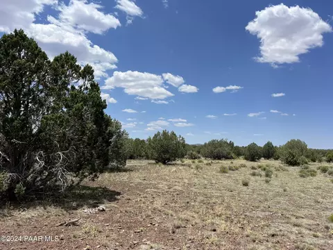 329 Rut Rd # B, Ash Fork, AZ 86320 photo 7