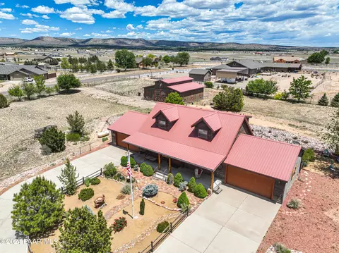 25925 N Vineyard Ln, Paulden, AZ 86334