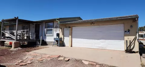 1269 Foothills Rd, Ash Fork, AZ 86320