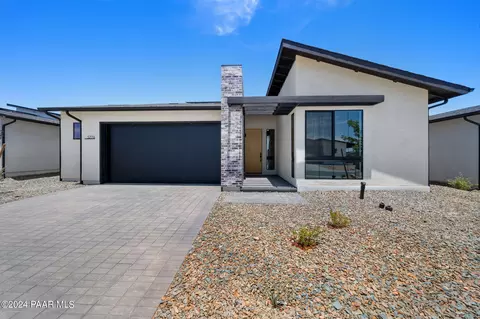 5776 E Hahn St, Prescott Valley, AZ 86314