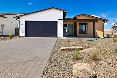 5790 E Hahn St, Prescott Valley, AZ 86314