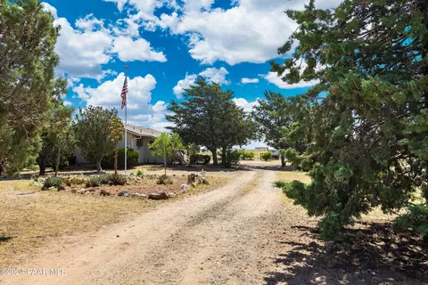 675 S Mountain View Rd, Chino Valley, AZ 86323