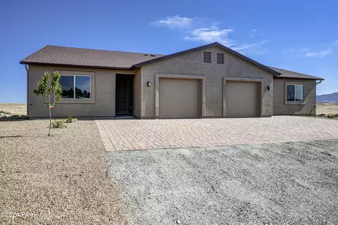 8934 E Laredo Dr, Prescott Valley, AZ 86314
