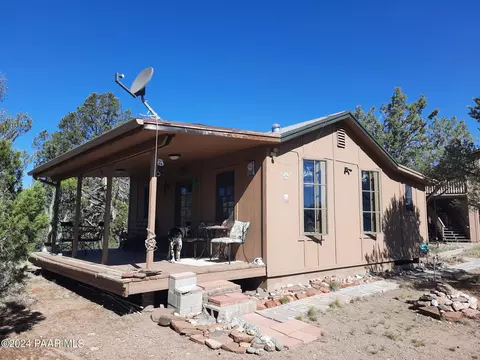 47550 N Ricks Rd, Seligman, AZ 86337